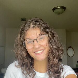 Meet your Posher, Sophia